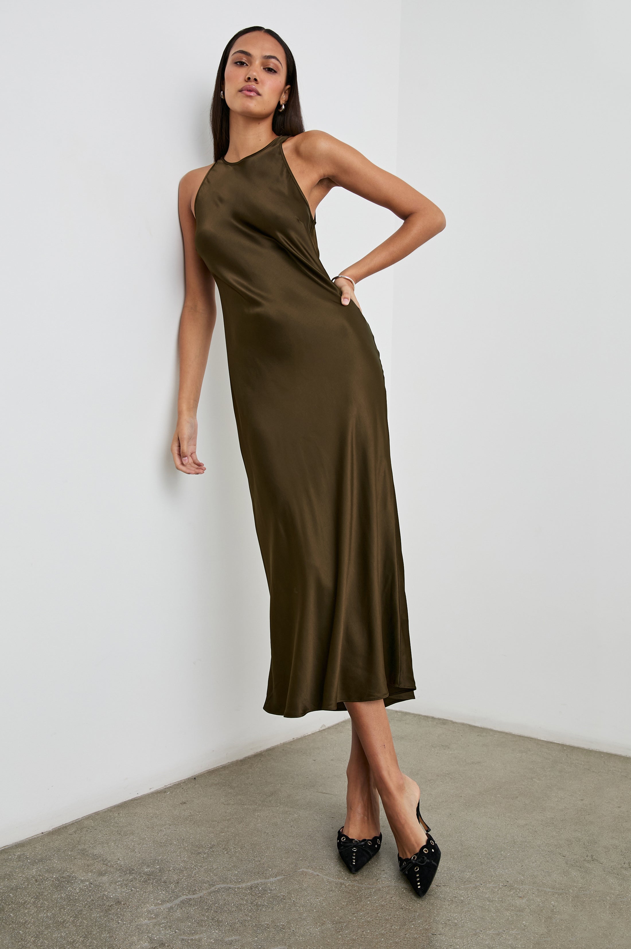 SOLENE DRESS - DARK MOSS
