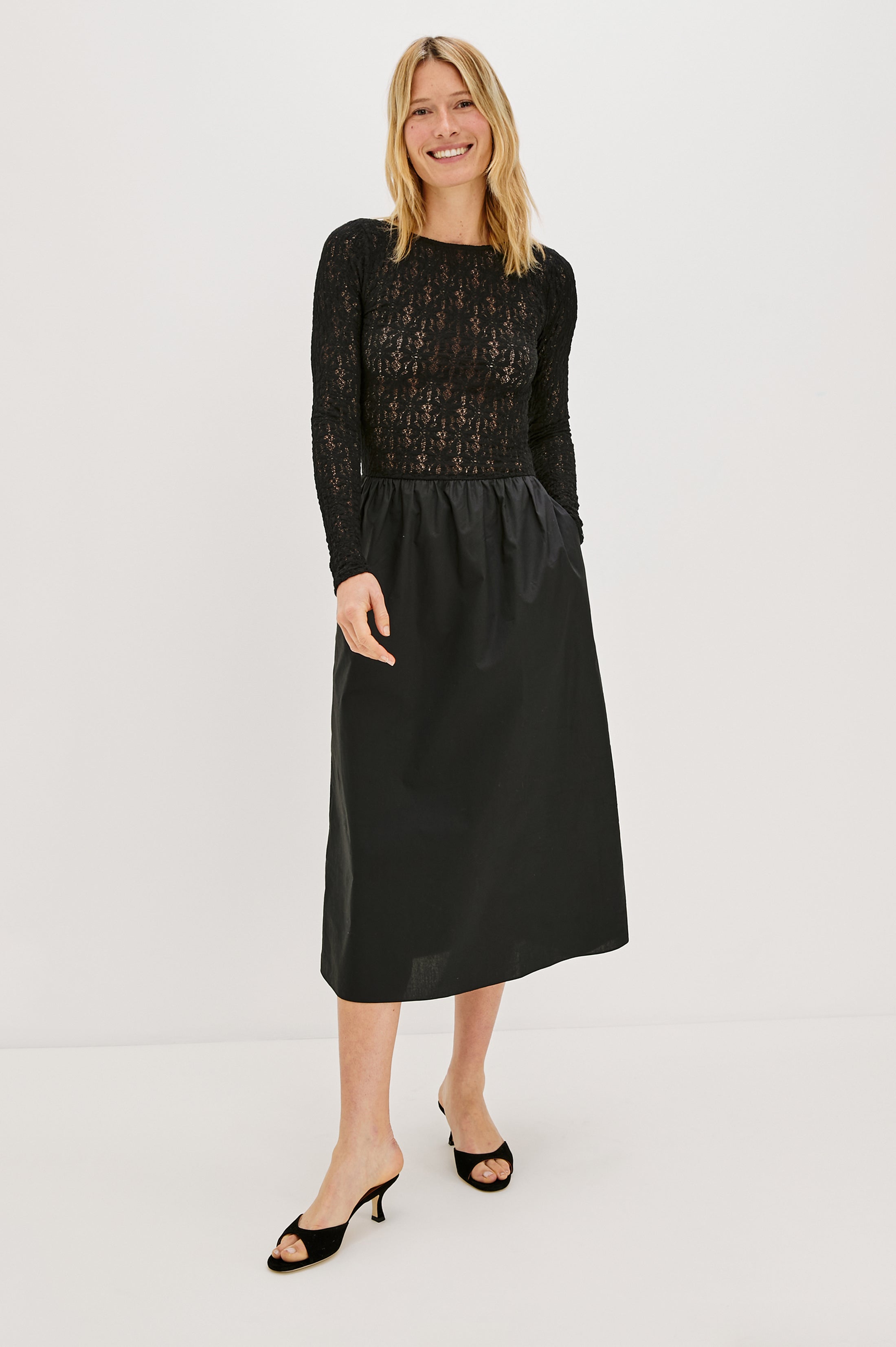 AMBERLY DRESS - BLACK LACE