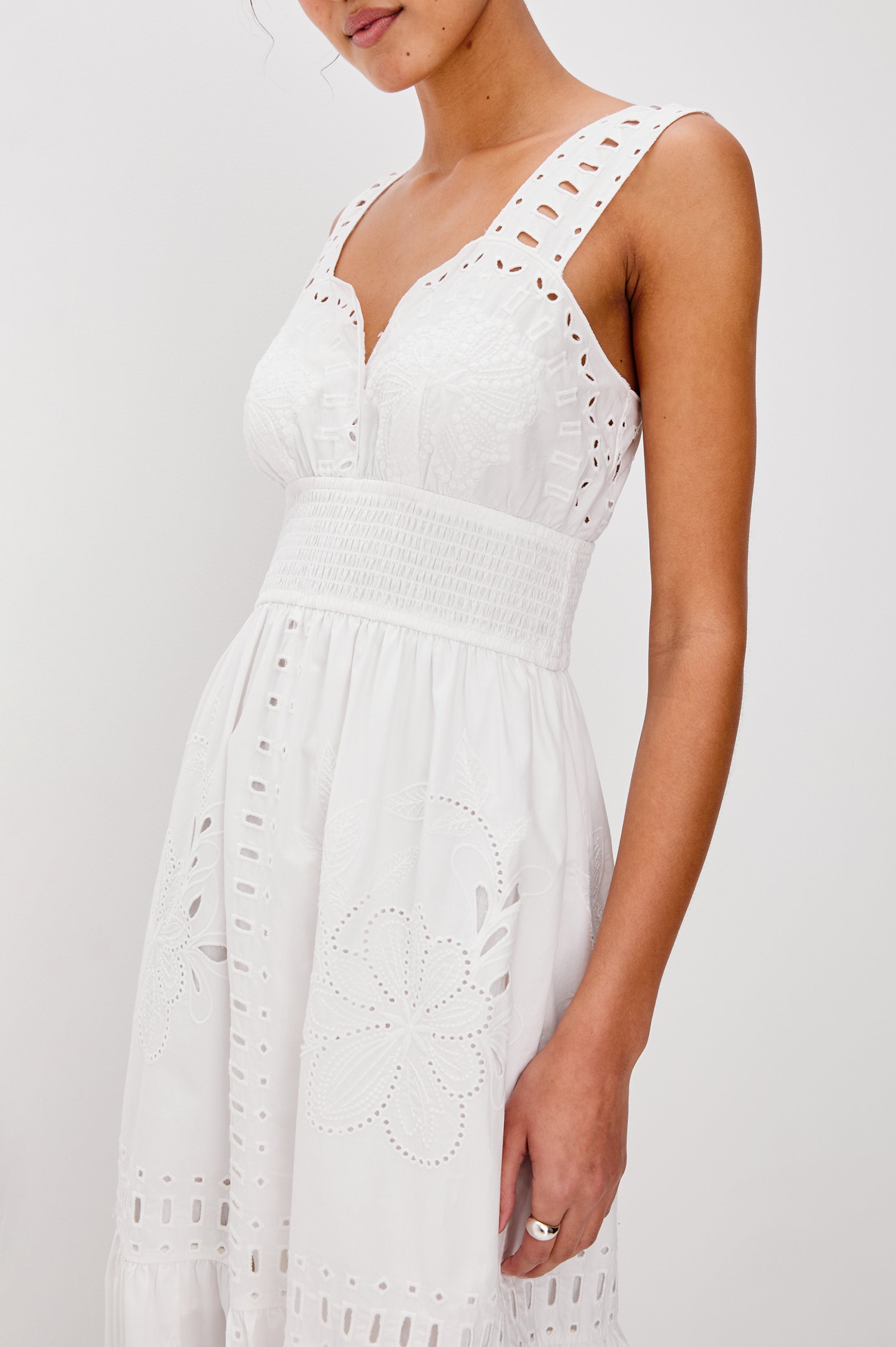 FAWN DRESS - WHITE