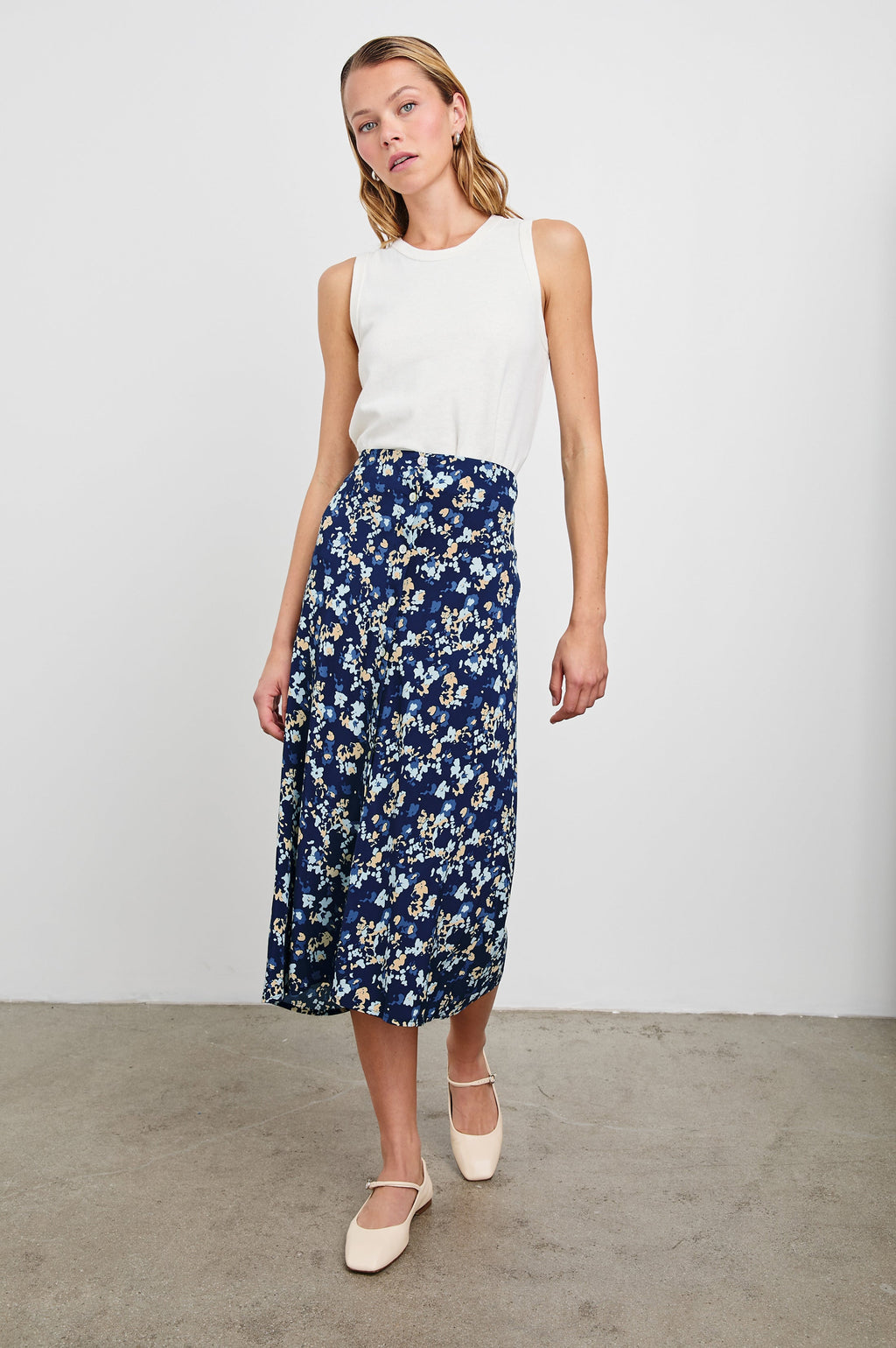ROSETTA SKIRT - NAVY FLORA