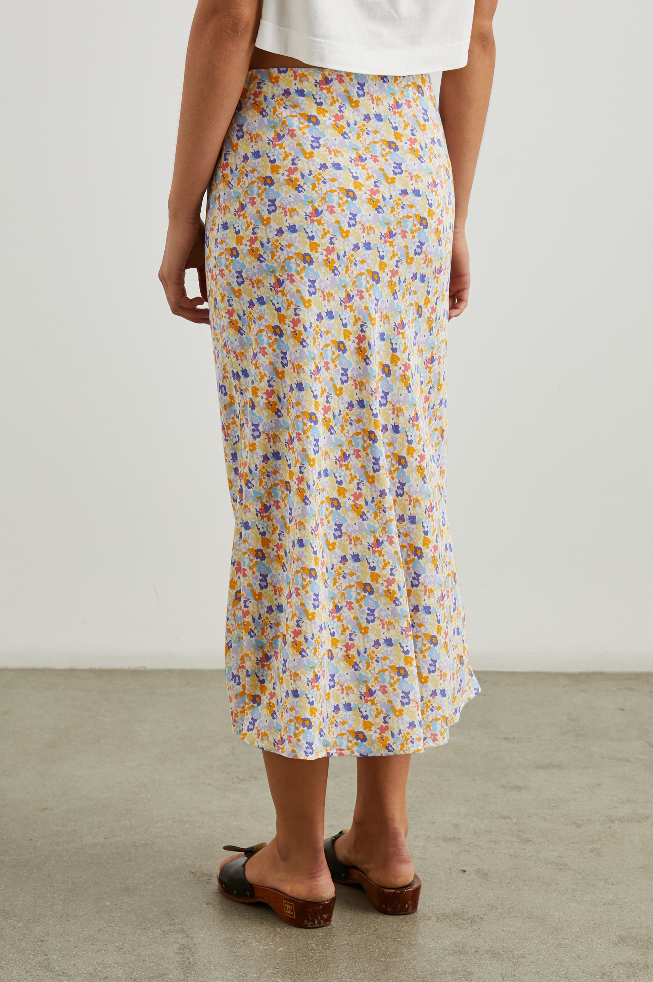 ROSETTA SKIRT - PAPAYA FLOWERS